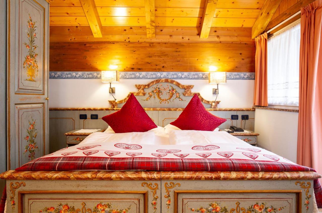 Hotel Cirelle Suite & Spa Canazei Exterior photo